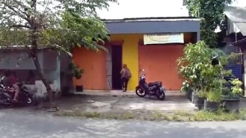 Densus 88 Tangkap Terduga Teroris di Sukoharjo saat Beli Sarapan 
