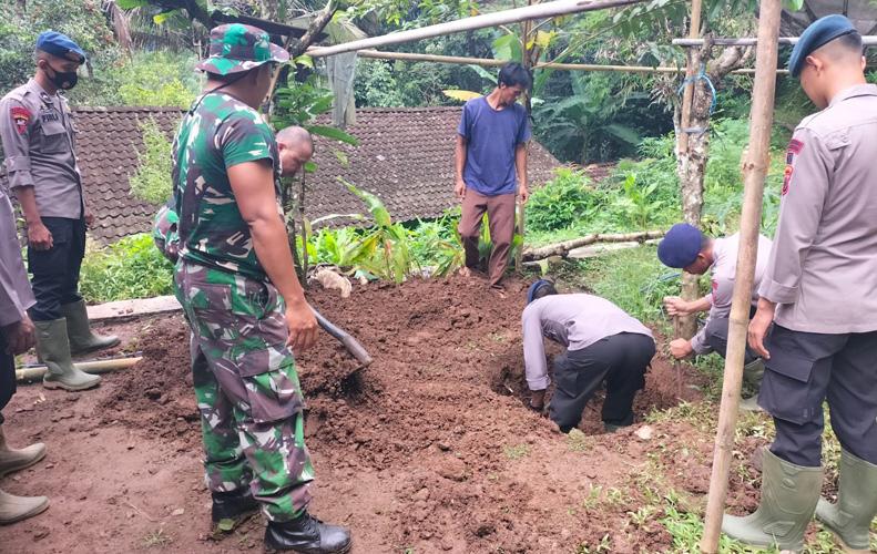 Wadas Kondusif, TNI-Polri Intensif Gelar Bakti Sosial di 3 Dusun