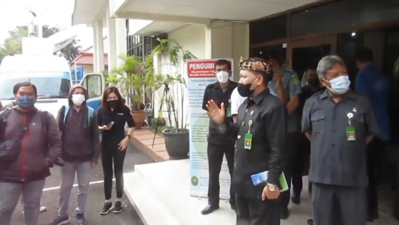 Sidang Vonis Herry Wirawan di PN Bandung Diwarnai Keributan