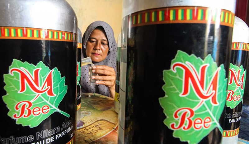 UMKM Parfum Minyak Nilam Bertahan di Tengah Pandemi - Bagian 2