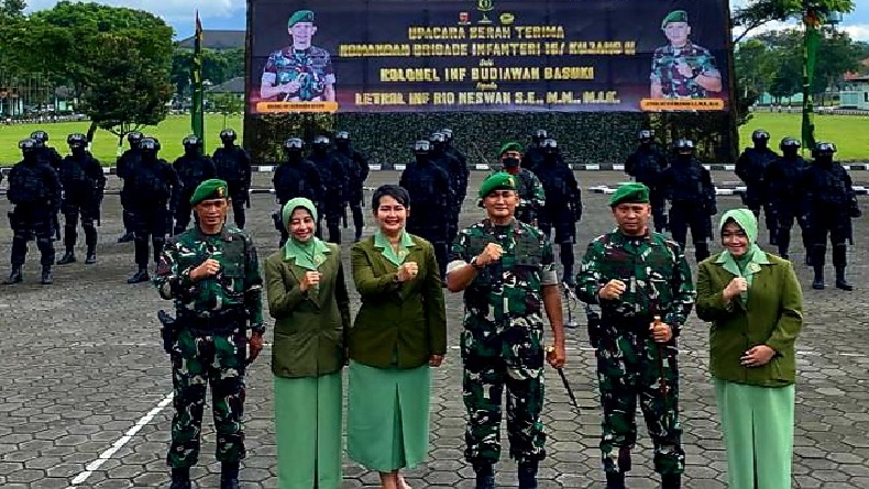 Komandan Brigif 15/Kujang II Berganti, Kini Dijabat Letkol Inf Rio Neswan