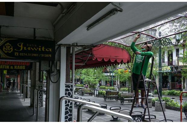  Pengusaha Sulap Lorong Toko Sepanjang Malioboro Jadi Lebih Cantik 
