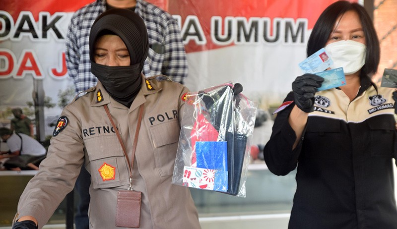 Polisi Ringkus Komplotan Pencuri Spesialis Ganjal Mesin ATM Lintas Provinsi - Bagian 3