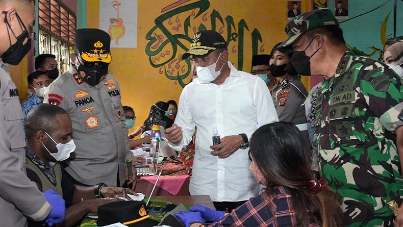 Dorong  Vaksinasi, Edy Rahmayadi Bersama Kapolda Sumut dan Pangdam Turun ke Nias