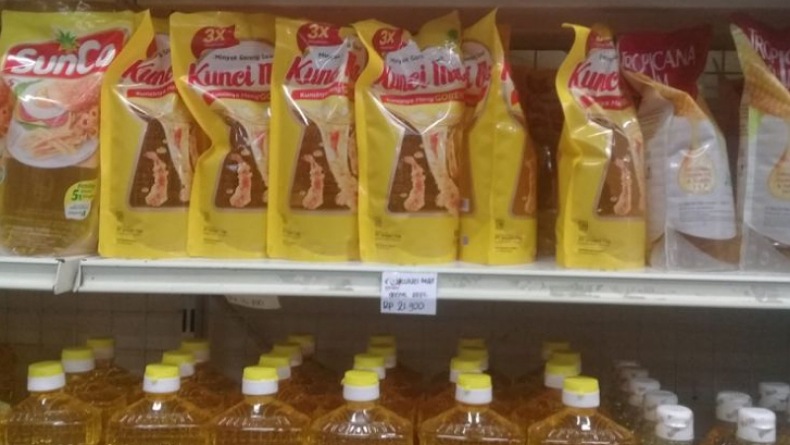 Minyak Goreng di Sangihe Masih Dijual Rp21.000 per Liter, Alasan Habiskan Stok Lama