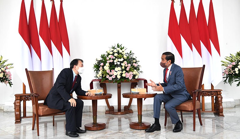 Presiden Jokowi Bertemu Presiden ADB Masatsugu Asakawa - Bagian 1