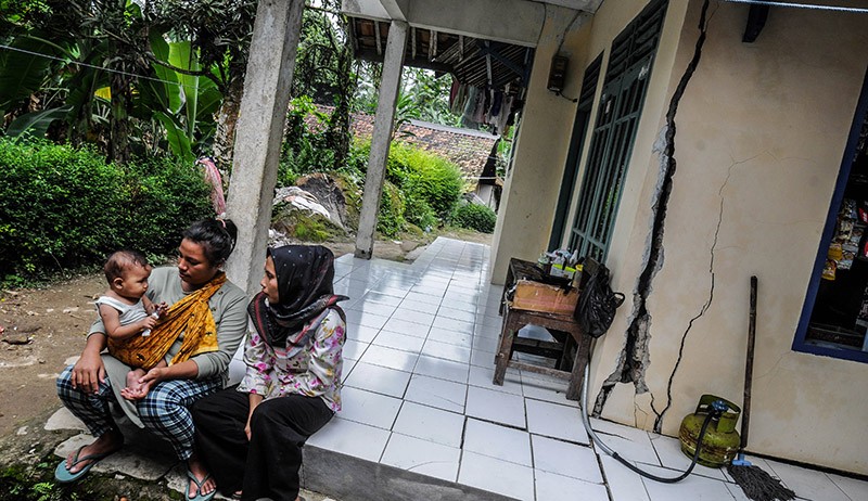 Begini Kondisi Rumah Rusak dan Retak akibat Pergerakan Tanah di Lebak - Bagian 4