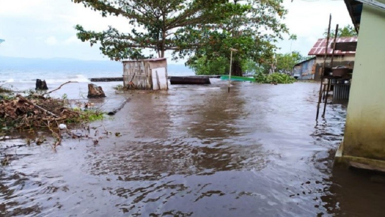 Banjir Intai Warga Ternate saat Hujan, Dinas PUPR Diminta segera Perbaiki Saluran Air