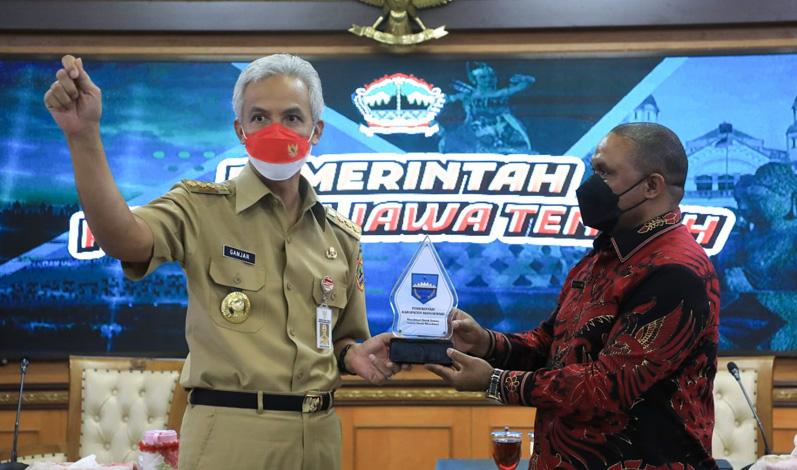 Bupati Manokwari Ingin Papua Bisa Samai Jateng, Berguru ke Ganjar soal 3 Hal Ini