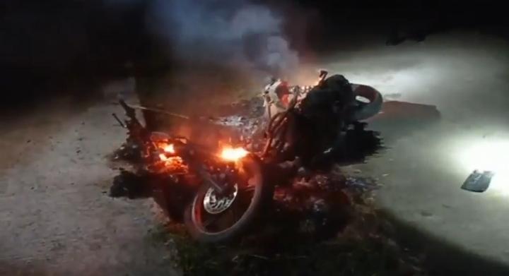 Tawuran Mahasiswa UNM, 2 Luka-Luka Kena Parang, Motor Dibakar