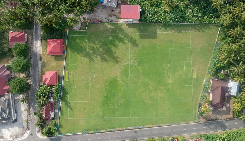 Dana Desa Rp1,3 M Digunakan untuk Bangun Lapangan Sepak Bola, Fasilitas Lengkap! - Bagian 2