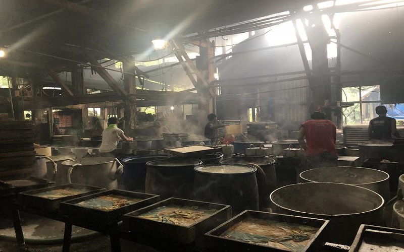 Kedelai Mahal dan Minyak Goreng Langka, Pelaku UMKM Rumahkan Pegawai