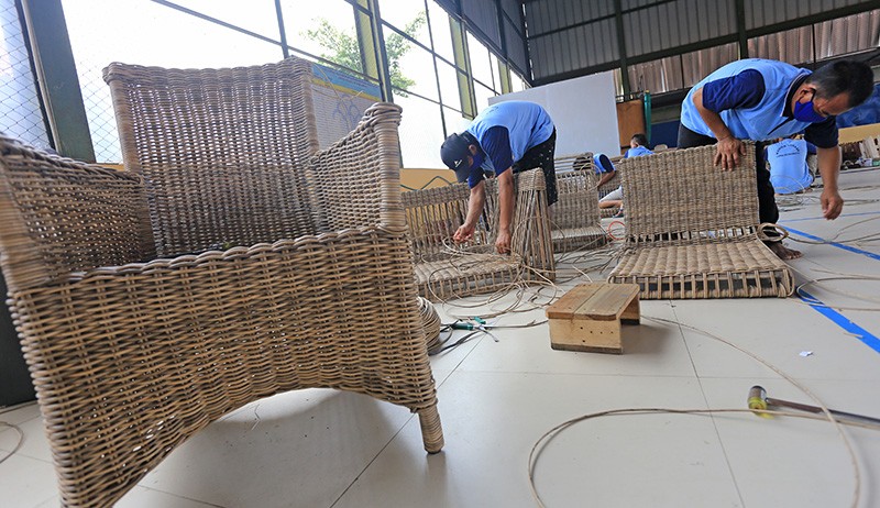 Kerajinan Kursi Rotan Buatan Warga Binaan Lapas Diekspor ke Amerika-Eropa - Bagian 1