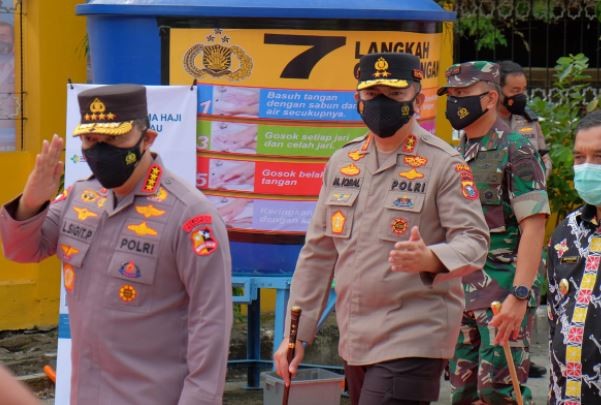 Sapa Pasien Covid-19 di Asrama Haji Pekanbaru, Kapolri: Tidak Usah Takut, Patuhi Prokes