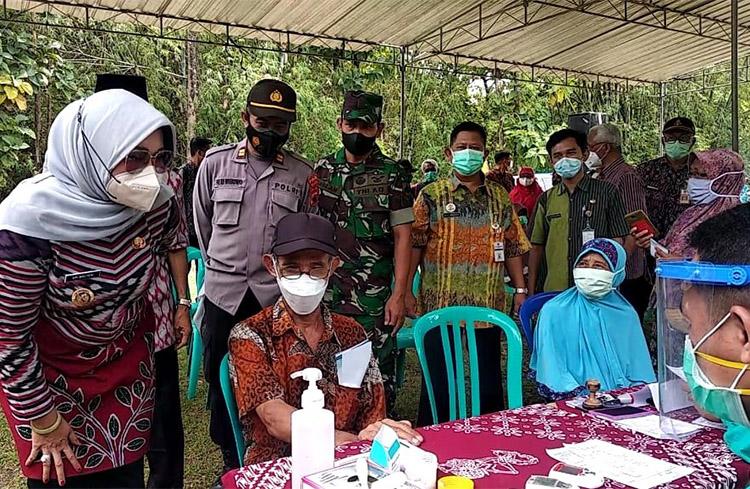 Polres Aceh Barat Gelar Pengobatan Gratis untuk Warga