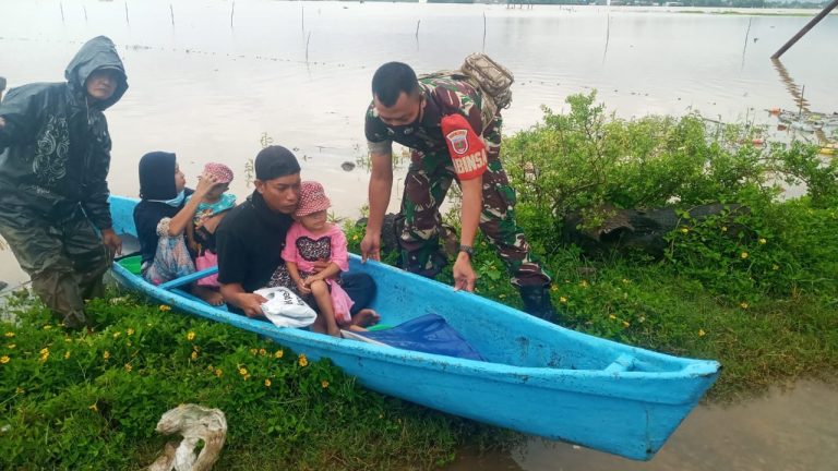 title Dibantu Pangdam Hasanuddin, Bocah Tanpa Anus di Maros Akhirnya Akan Jalani Operasi Dibantu Pangdam Hasanuddin, Bocah Tanpa Anus di Maros Akhirnya Akan Jalani Operasi