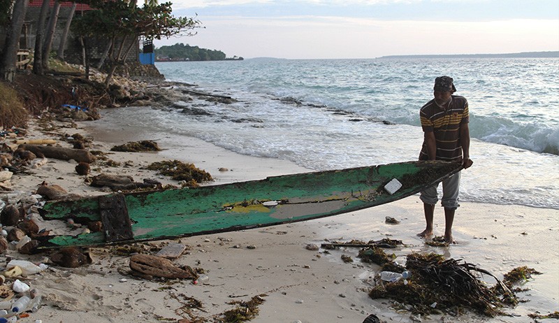 Belasan Perahu Nelayan Baubau Hilang akibat Badai - Bagian 2