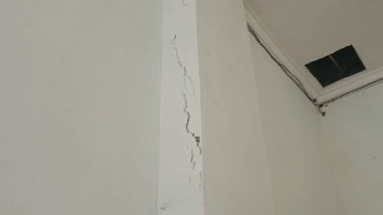 Lobi dan Aula Kantor Bupati Pasaman Rusak Diguncang Gempa