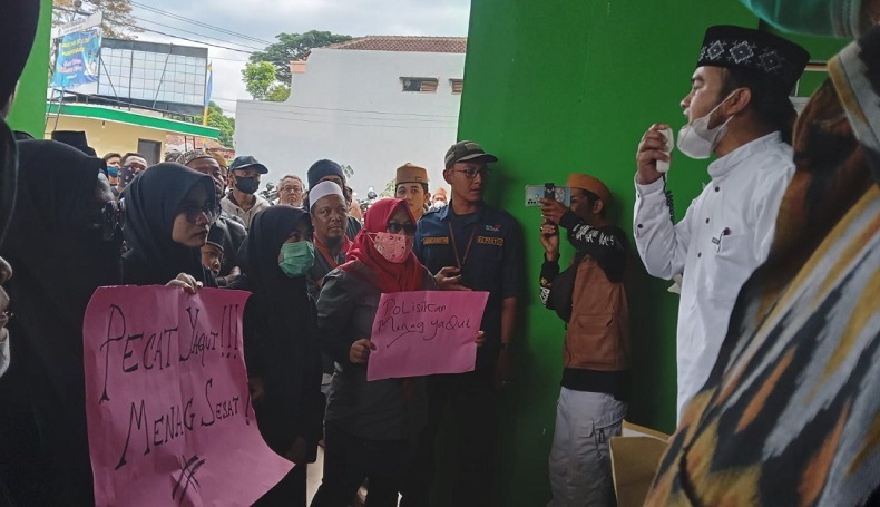 Heboh Azan dan Gonggongan Anjing, Aliansi Ummat Islam Garut Desak Menag Dicopot