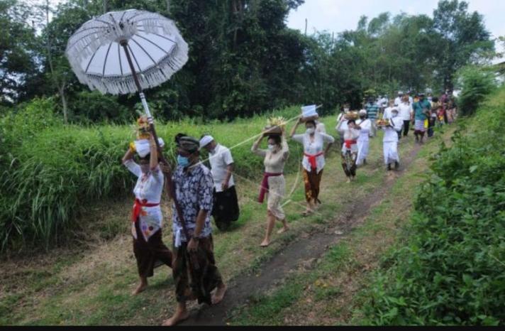 Jelang Hari Raya Nyepi, Ratusan Umat Hindu di Boyolali Gelar Upacara Mendak Tirta
