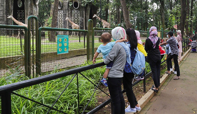 Mengisi Libur Isra Miraj dengan Mengunjungi Taman Margasatwa Ragunan - Bagian 1