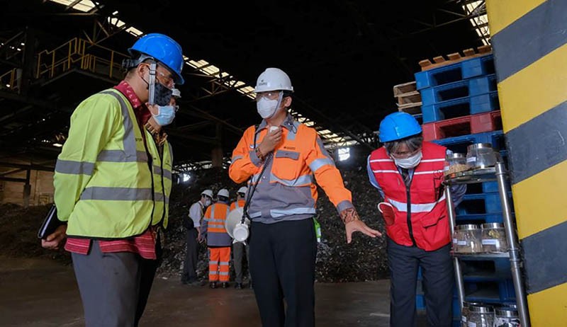 Kedubes Jepang Kunjungi Fasilitas Pengolahan Limbah Menjadi Bahan Bakar Alternatif di SBI Pabrik Narogong - Bagian 2