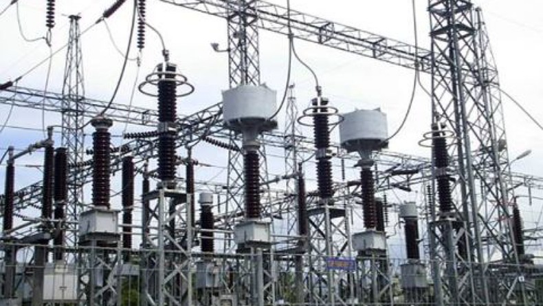 title Sistem Kelistrikan Suluttenggo Surplus 692.23 MW Sistem Kelistrikan Suluttenggo Surplus 692.23 MW