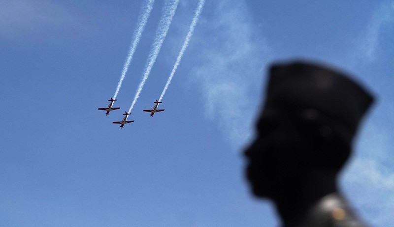 Atraksi Pesawat Jupiter TNI AU Peringati Serangan Umum 1 Maret 1949 - Bagian 2