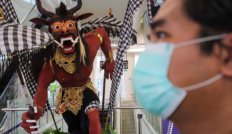 Penampakan Ogoh-Ogoh Setinggi 3 Meter di Halte CSW ASEAN - Bagian 2