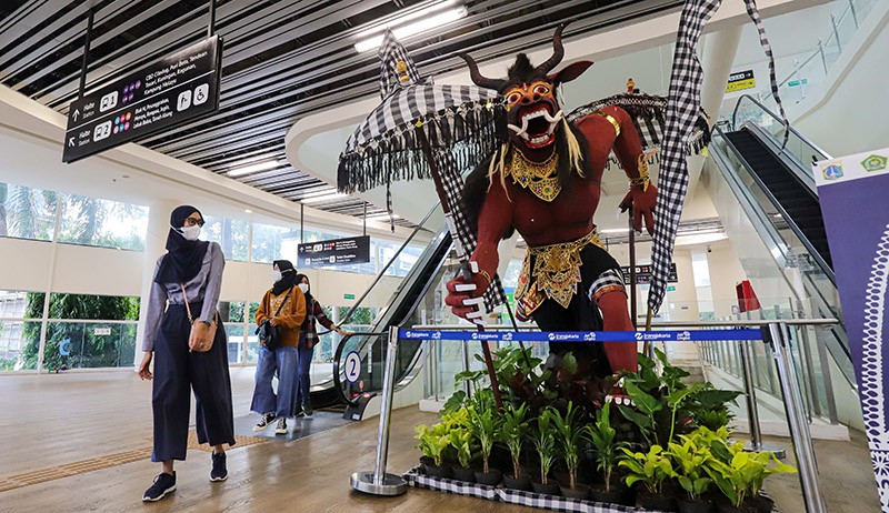 Penampakan Ogoh-Ogoh Setinggi 3 Meter di Halte CSW ASEAN - Bagian 1