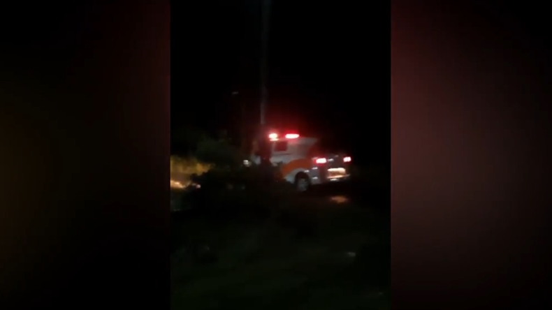 Longsor dan Sungai Meluap di Kajai Pasaman Barat, Kendaraan Terjebak