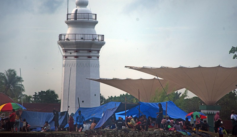 Penampakan Masjid Agung Kesultanan Banten Terendam Banjir - Bagian 4