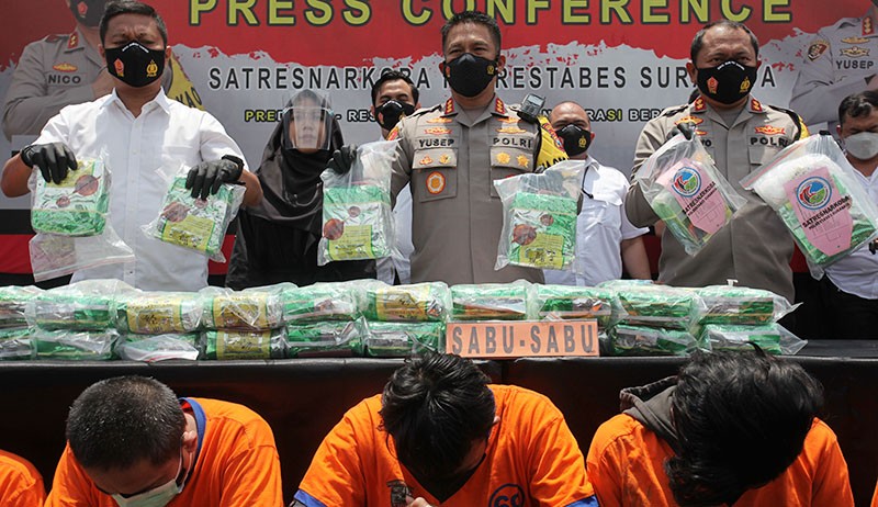 Polresta Surabaya Ungkap Peredaran 46,6 Kg Sabu dan 4.000 Butir Pil Koplo - Bagian 2