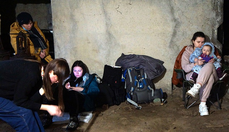 Begini Kondisi Warga Sipil Ukraina Bertahan di Ruang Bawah Tanah - Bagian 1