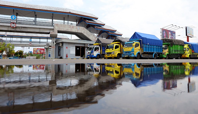 Hormati Umat Hindu, Penyeberangan Pelabuhan Ketapang Ditutup Sementara - Bagian 2