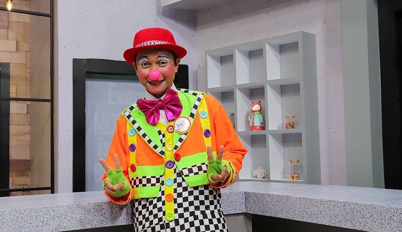 Potret Kocak Om Inu, Badut Profesional yang Berkarier Sejak SMA - Bagian 2