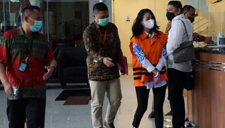 title Sosok Ivana Kwelju, Penyuap Mantan Bupati Buru Selatan yang Ditahan di Rutan KPK Sosok Ivana Kwelju, Penyuap Mantan Bupati Buru Selatan yang Ditahan di Rutan KPK