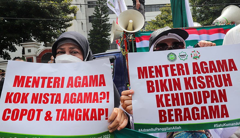 Geruduk Kemenag, Ratusan Massa Tuntut Menag Yaqut Mengundurkan Diri - Bagian 2