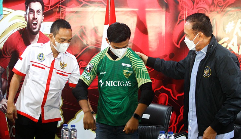 Penampilan Pratama Arhan Memakai Jersey Tokyo Verdy - Bagian 3