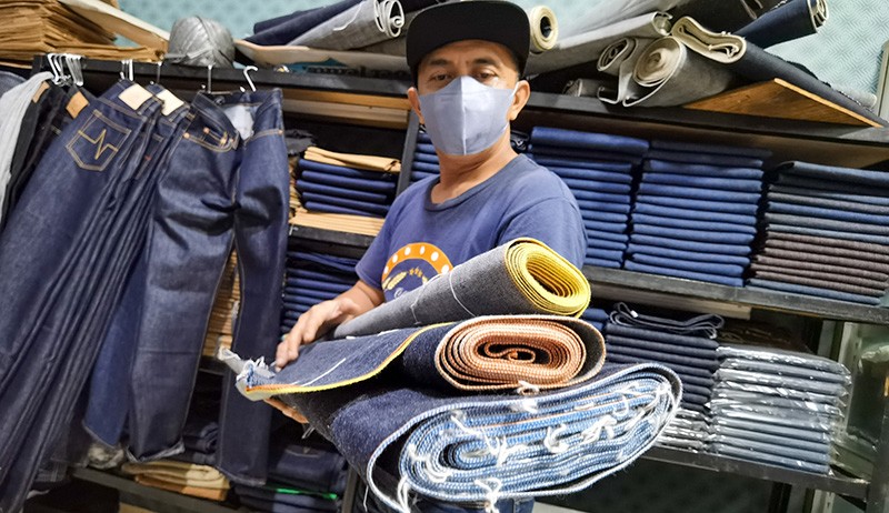 Industri Tekstil Antisipasi Lonjakan Harga Bahan Baku Imbas Konflik Rusia-Ukraina - Bagian 1
