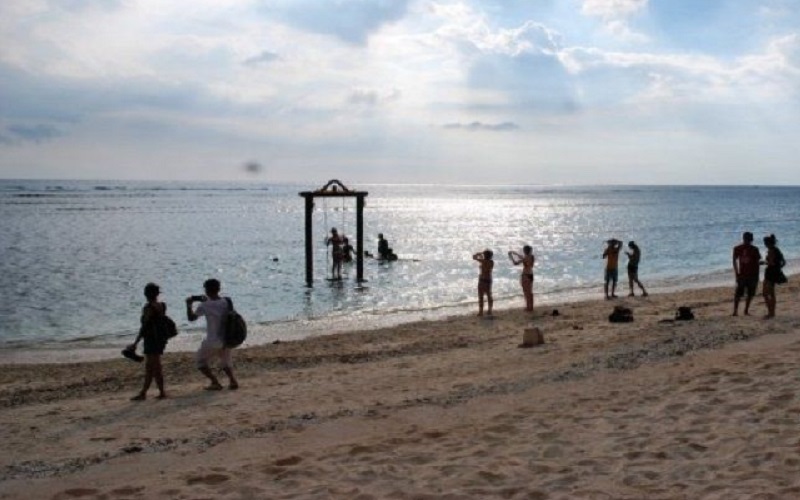 Ribuan Turis Asing Datang dari Bali Berlibur ke Lombok Utara Selama Nyepi