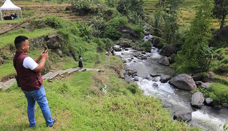 Melepas Penat dengan Menikmati Suasana Alam Ciboer Pass Majalengka - Bagian 2