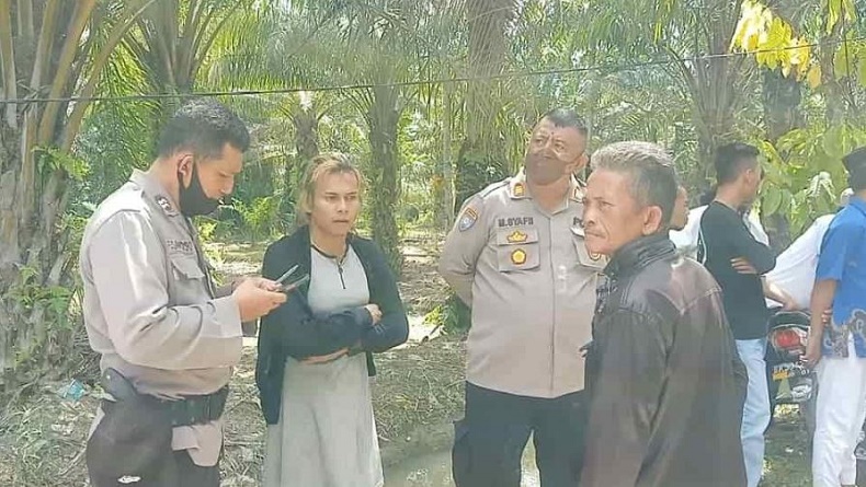 title Rebutan Perempuan Penghibur di Warung Tuak, Pria di Batubara Tewas Dikeroyok Rebutan Perempuan Penghibur di Warung Tuak, Pria di Batubara Tewas Dikeroyok