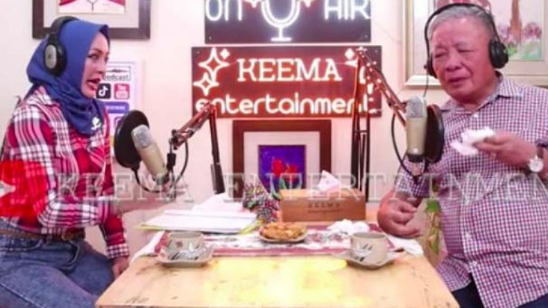 title Angelina Sondakh Menangis Minta Maaf pada Sang Ayah, Sudah Melukai tapi Tetap Sayang Angelina Sondakh Menangis Minta Maaf pada Sang Ayah, Sudah Melukai tapi Tetap Sayang