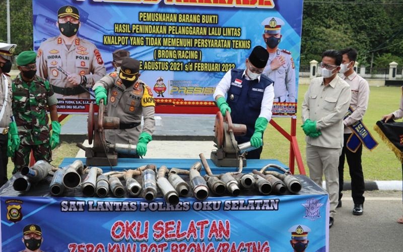 Polisi Musnahkan 175 Knalpot Brong di OKU Selatan
