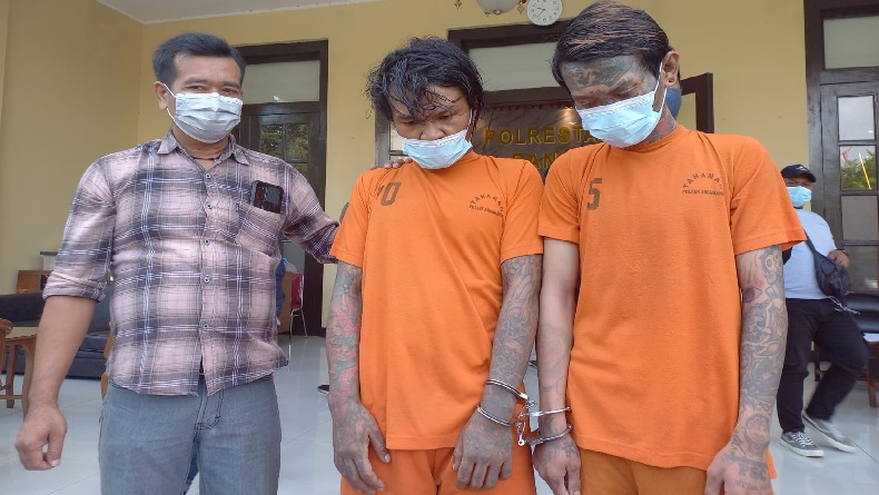 Gegara Cemburu Dono Gom Gom Bunuh Wanita Bertato Nanay Berlyn di Kamar Hotel