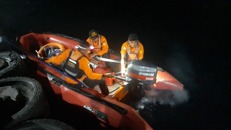 Perahu Pakura Terbalik di Pulau Lembeh Bitung, 1 Tewas dan Balita Hilang Terbawa Arus