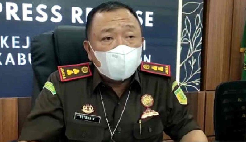 Diduga Korupsi Cadangan Pangan Eks Kadis Dan Kasi Di Cirebon Ditahan 9142