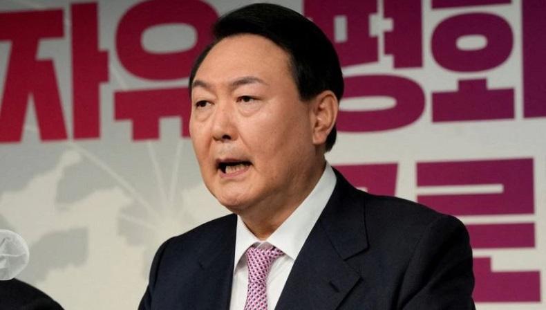 Presiden Korsel Terpilih Yoon Suk Yeol Dikecam Penggemar BTS, Kenapa?
