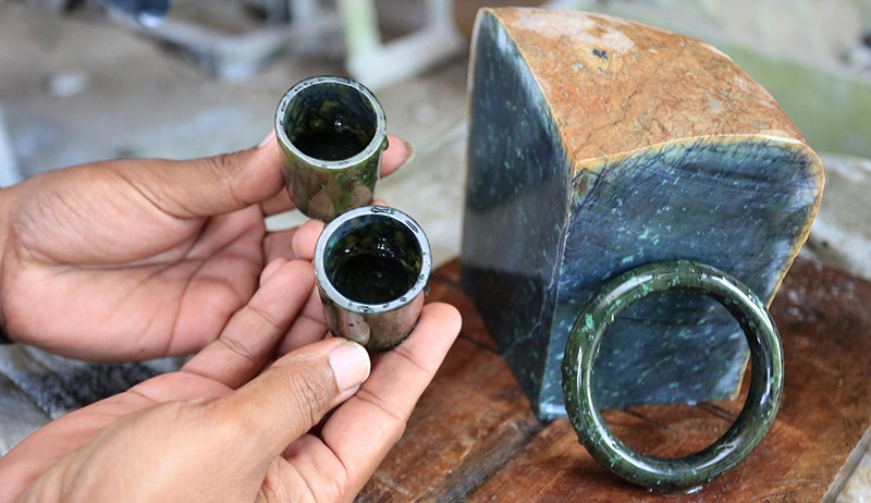 Ekspor Batu Giok Aceh ke Negara Asia Terkendala Pengiriman - Bagian 2